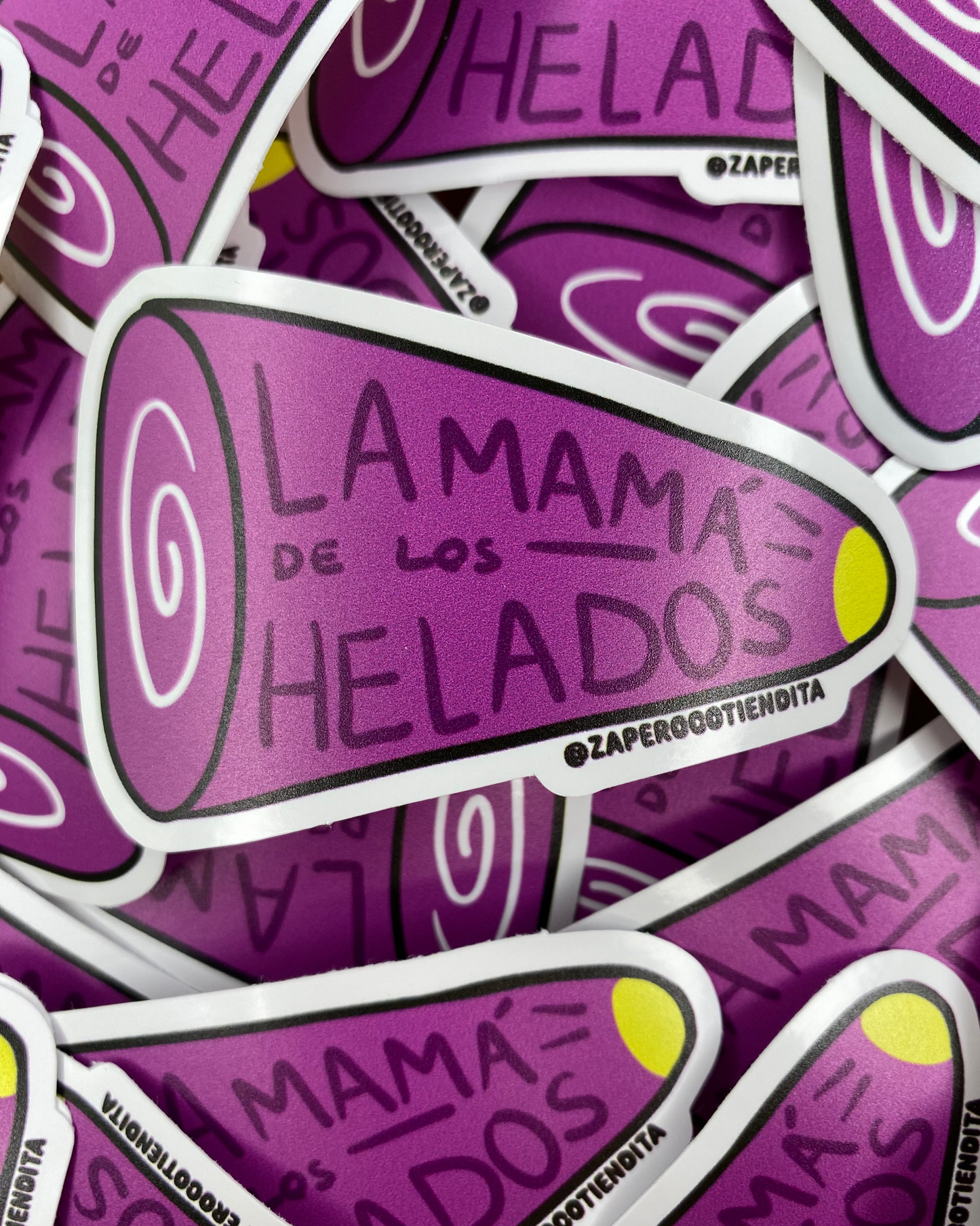 Sticker La Mamá de Los Helados