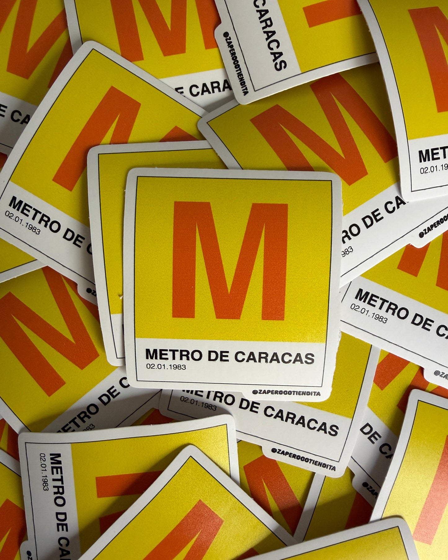 Sticker Pantone Metro de Caracas
